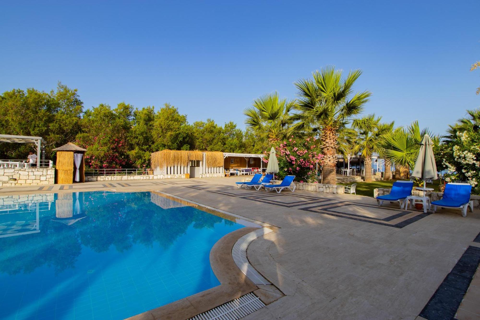 Ladonia Hotels Zemda Guemuesluek Gümüşlük Exterior foto