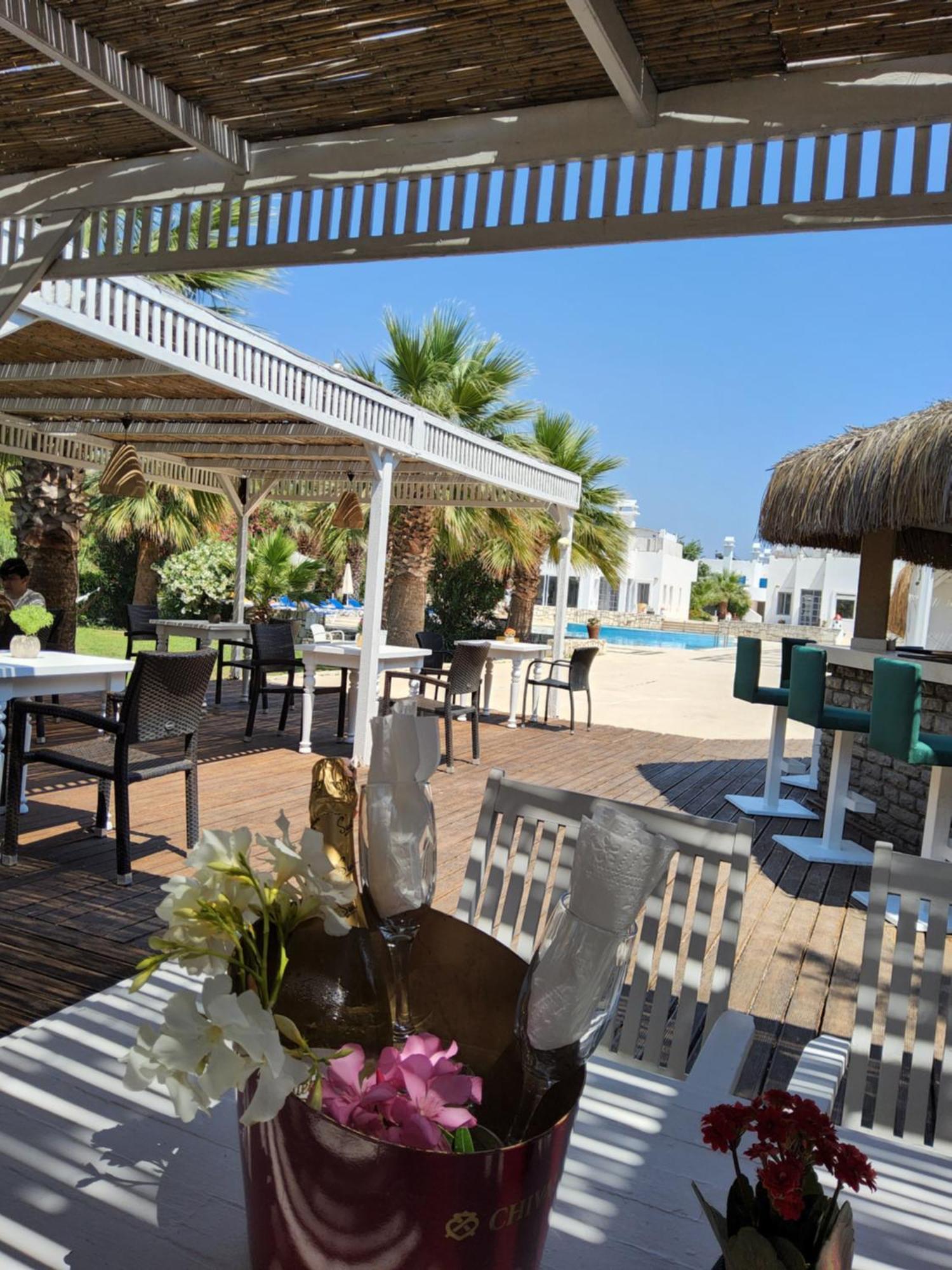 Ladonia Hotels Zemda Guemuesluek Gümüşlük Exterior foto
