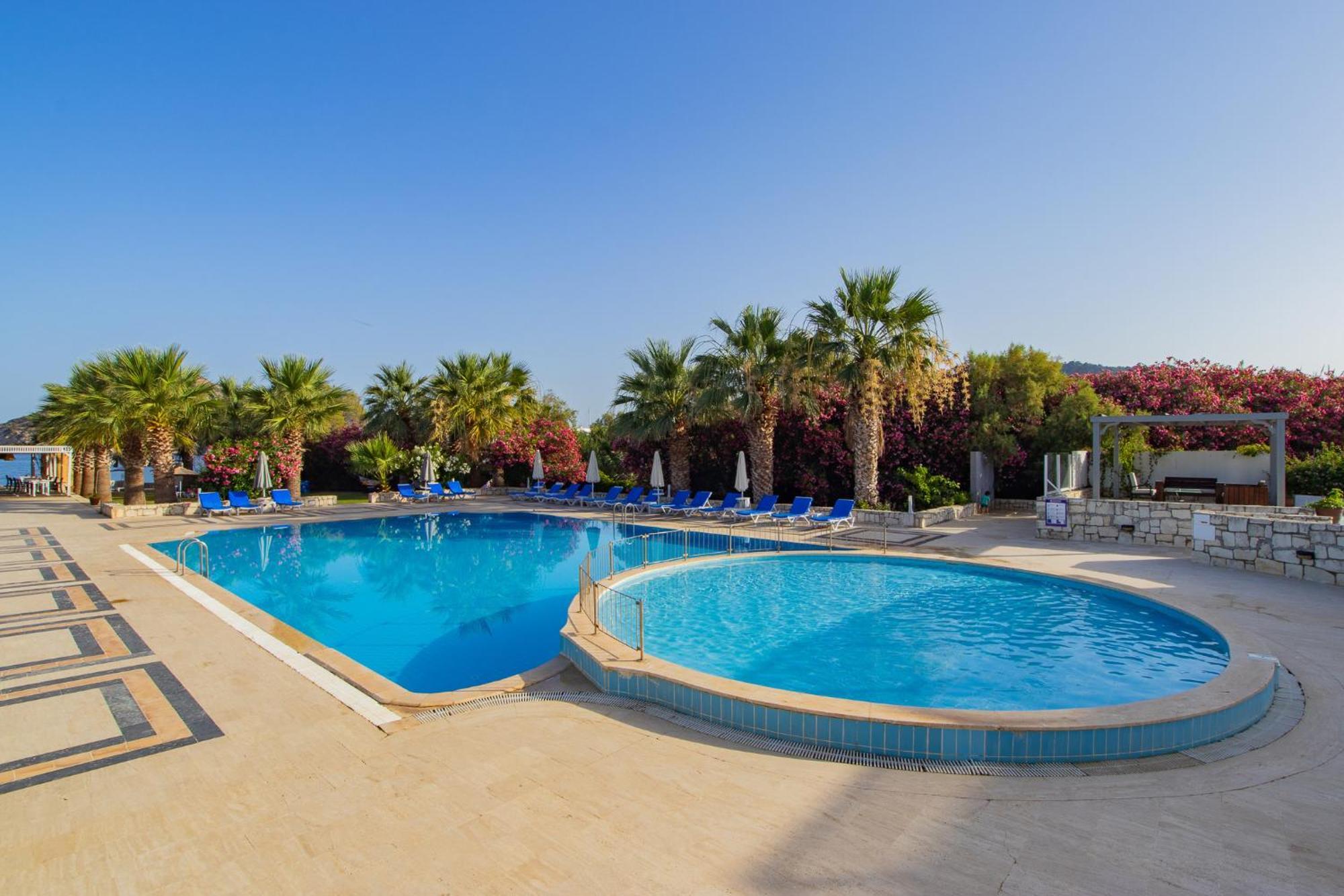 Ladonia Hotels Zemda Guemuesluek Gümüşlük Exterior foto