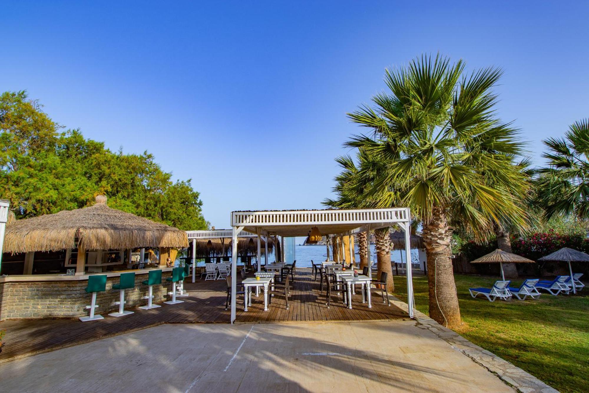 Ladonia Hotels Zemda Guemuesluek Gümüşlük Exterior foto