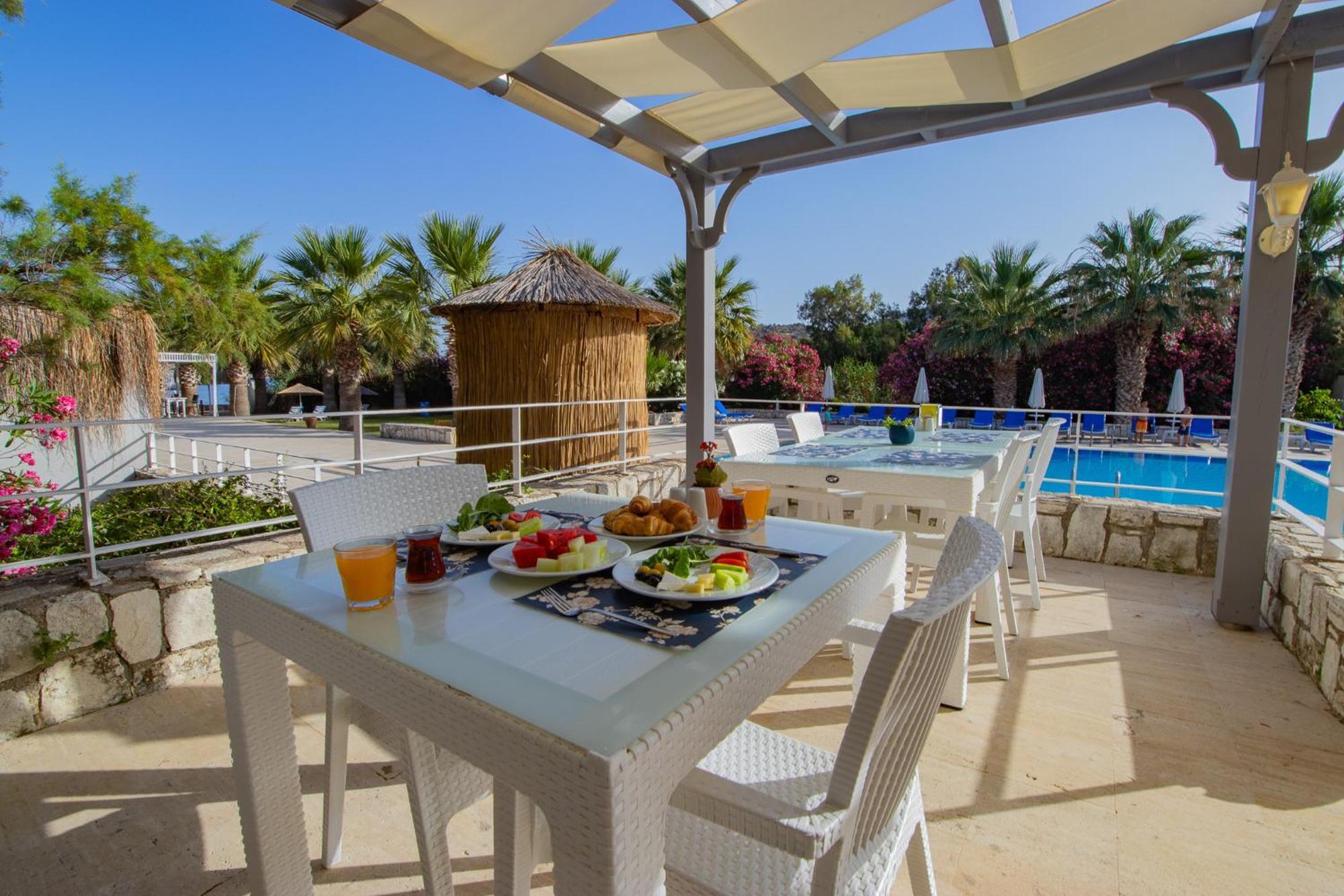 Ladonia Hotels Zemda Guemuesluek Gümüşlük Exterior foto